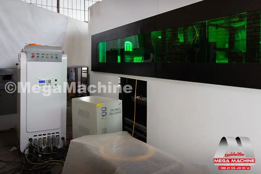 دستگاه برش لیزر فلزات فول کاور CNC فایبر - مگاماشین
