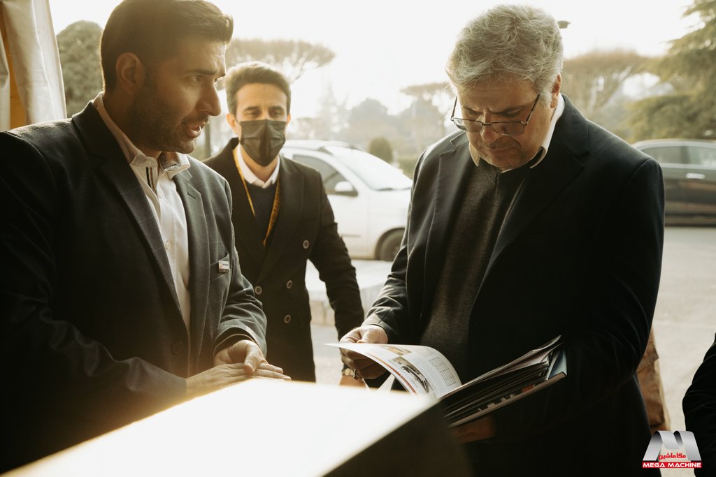 بازدید از غرفه مگاماشین